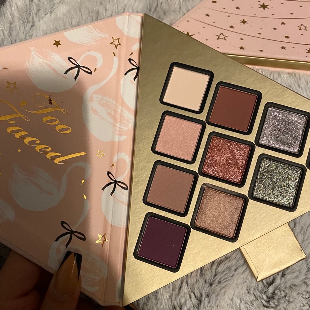 Too Faced eyeshadow palette